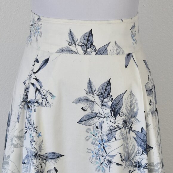 Alex Marie Lush Escape Floral Pleated Midi Skirt - 8 - Picture 2 of 9